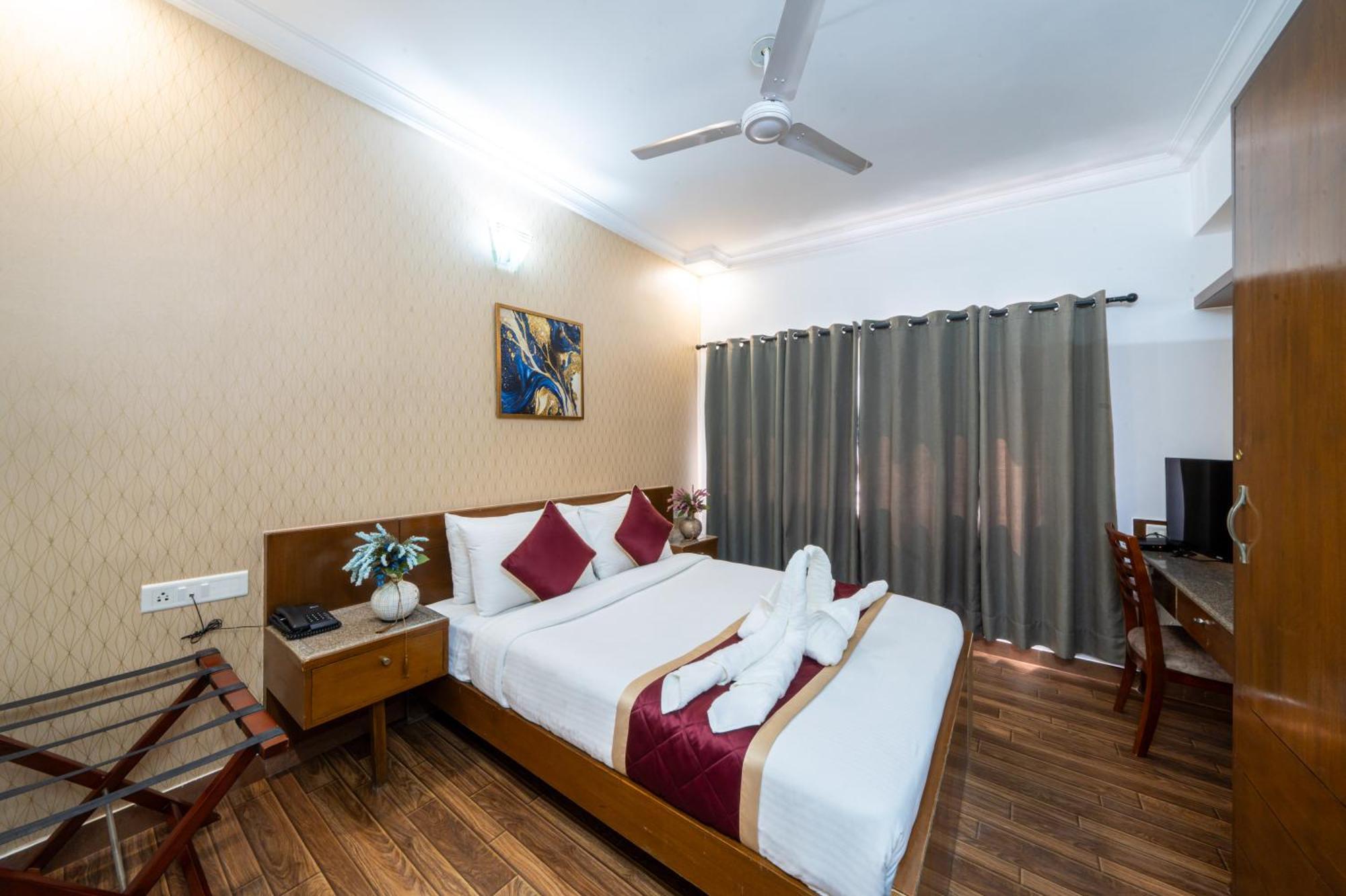 Midtown Suites Marathahalli Bangalore Bagian luar foto