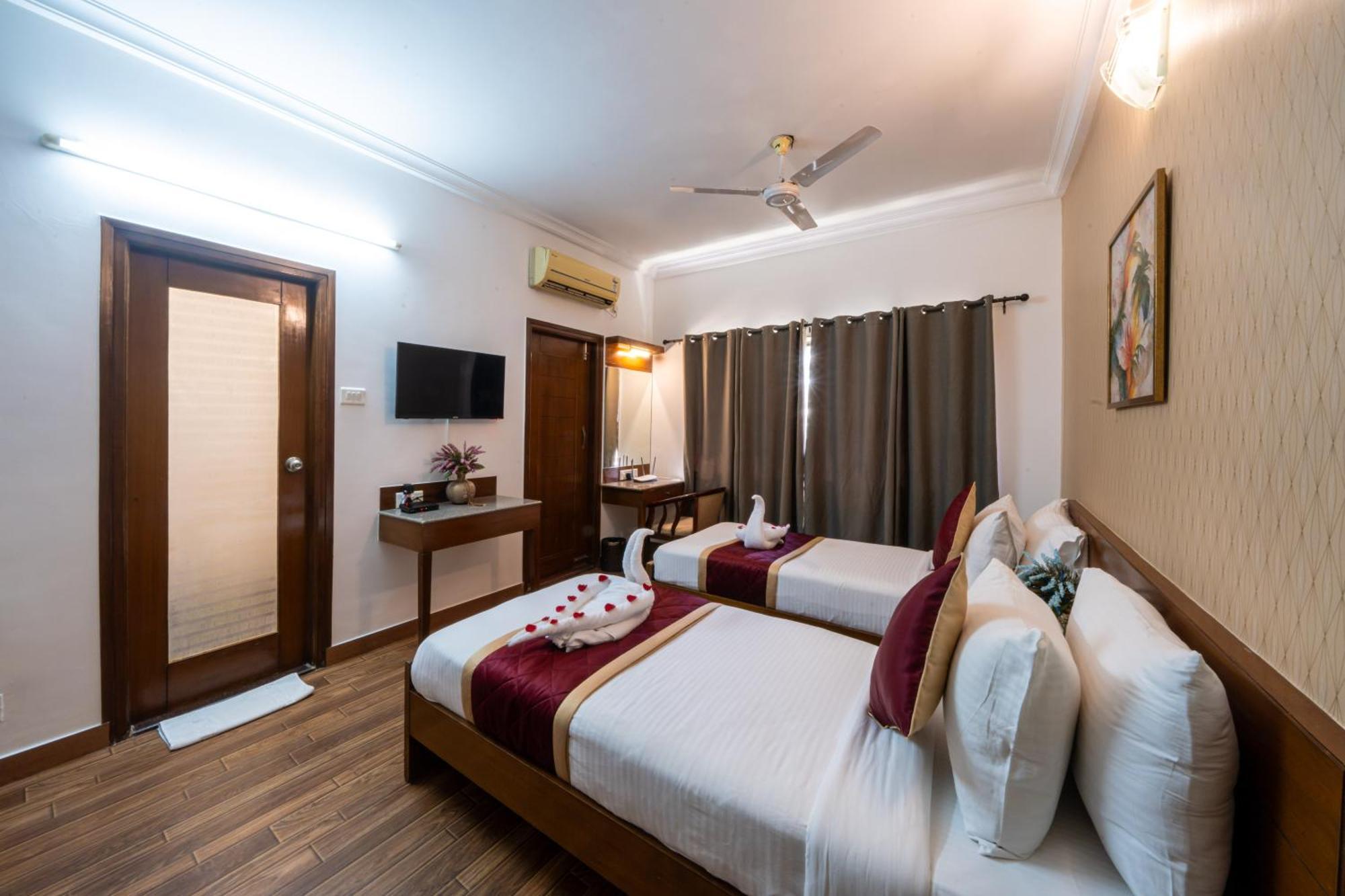 Midtown Suites Marathahalli Bangalore Bagian luar foto