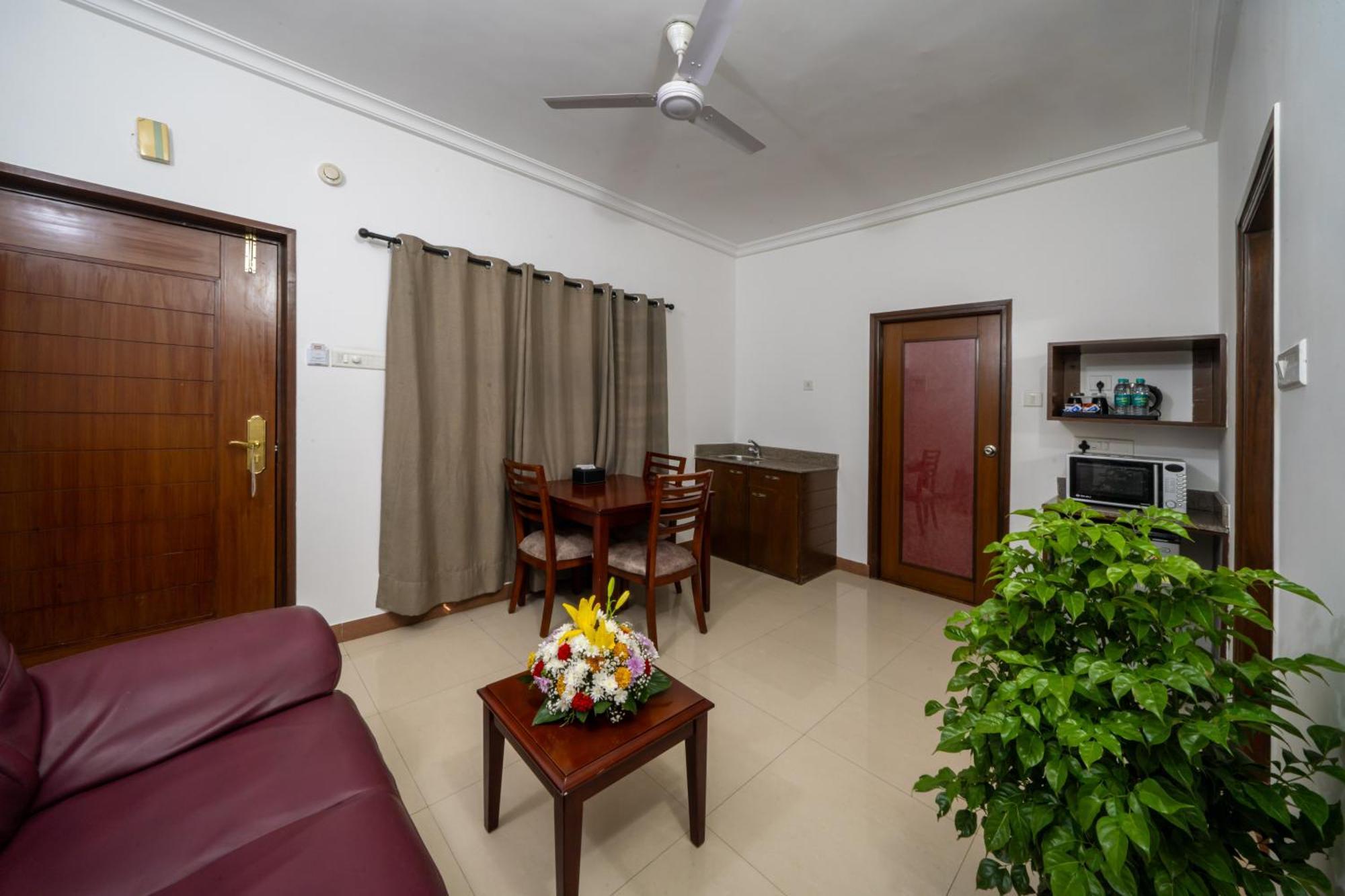 Midtown Suites Marathahalli Bangalore Bagian luar foto