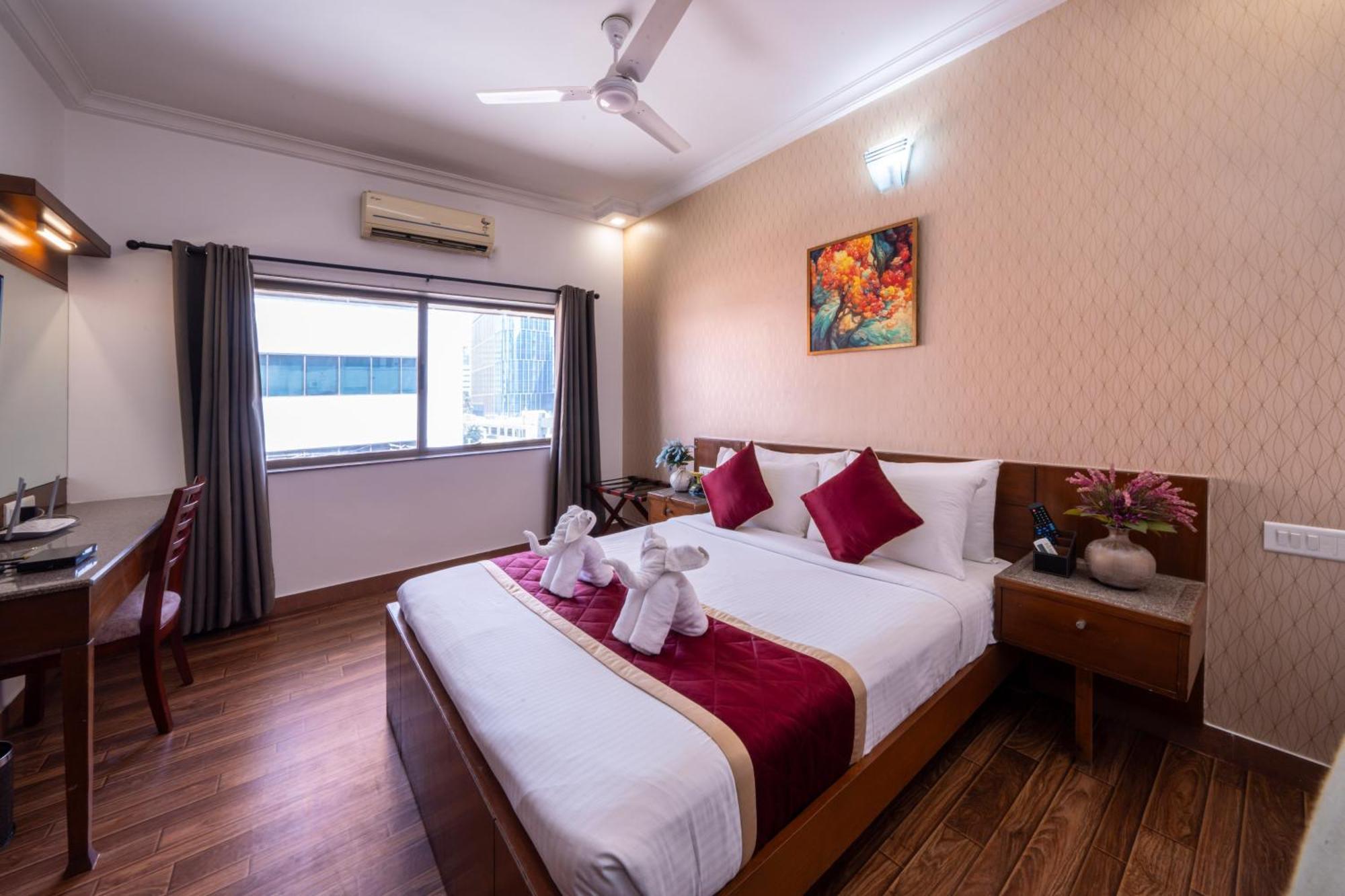 Midtown Suites Marathahalli Bangalore Bagian luar foto