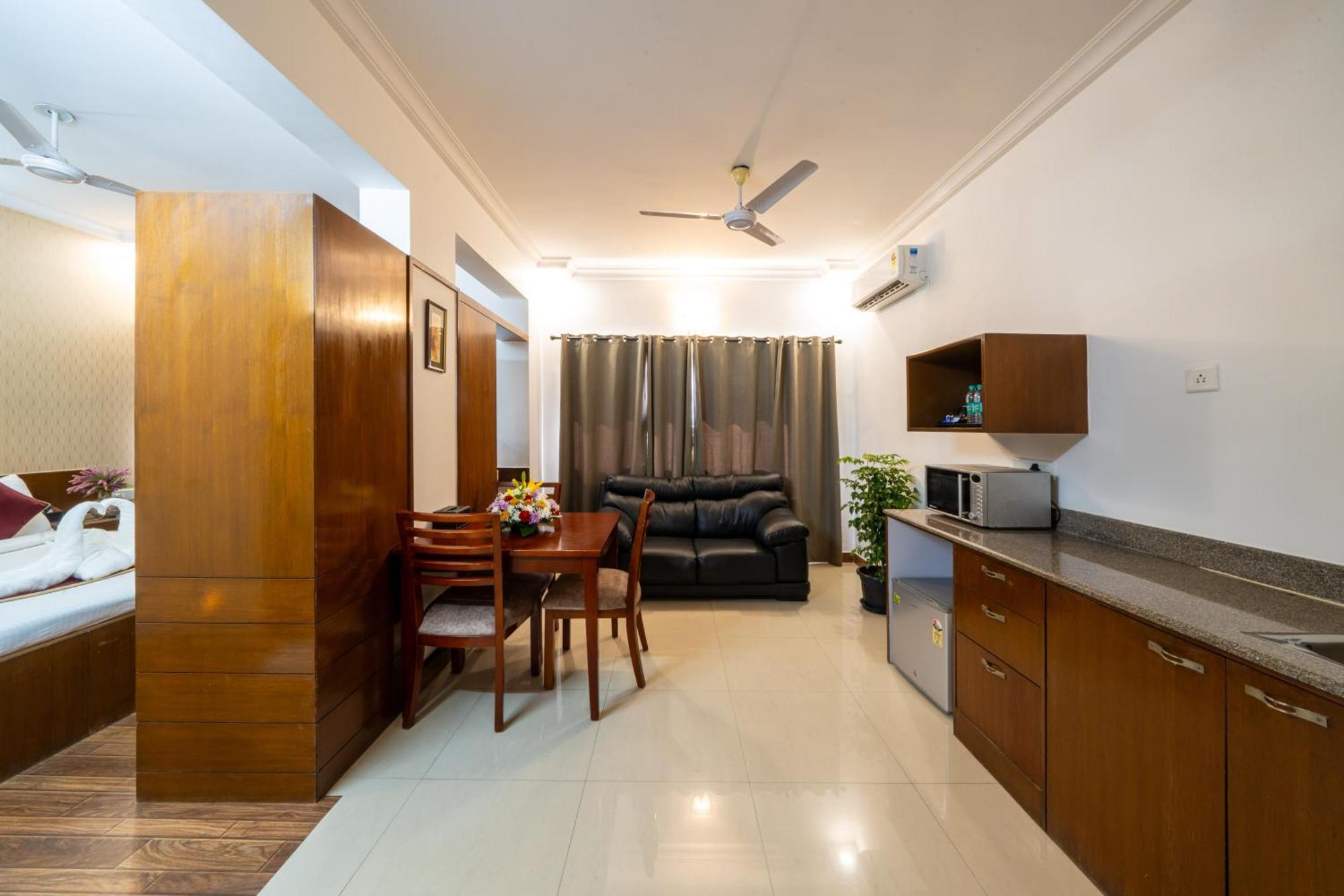 Midtown Suites Marathahalli Bangalore Bagian luar foto