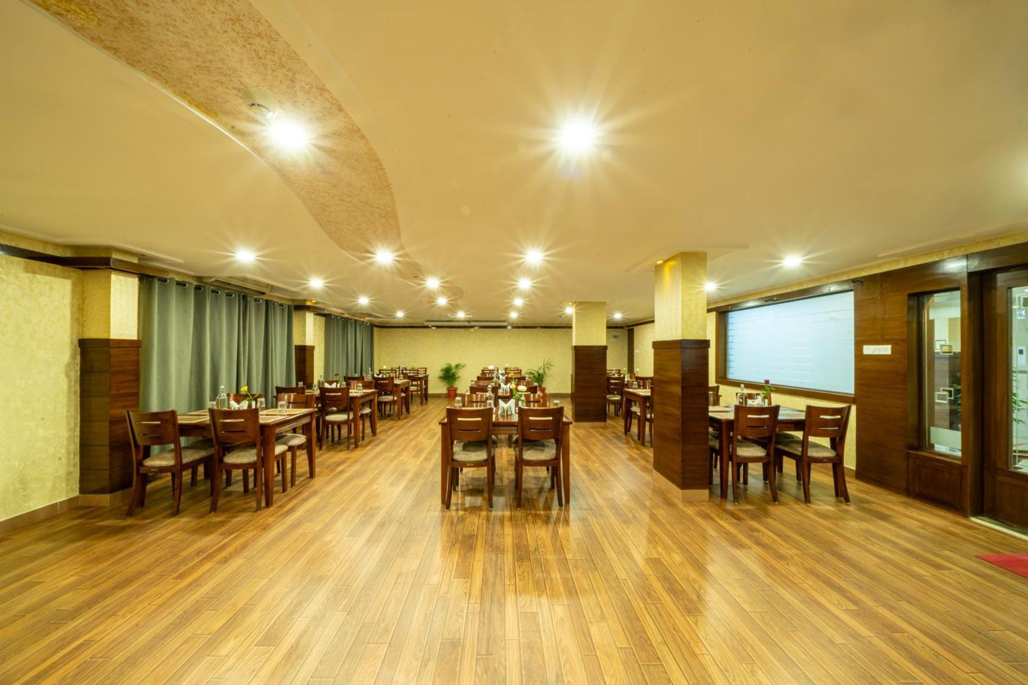 Midtown Suites Marathahalli Bangalore Bagian luar foto