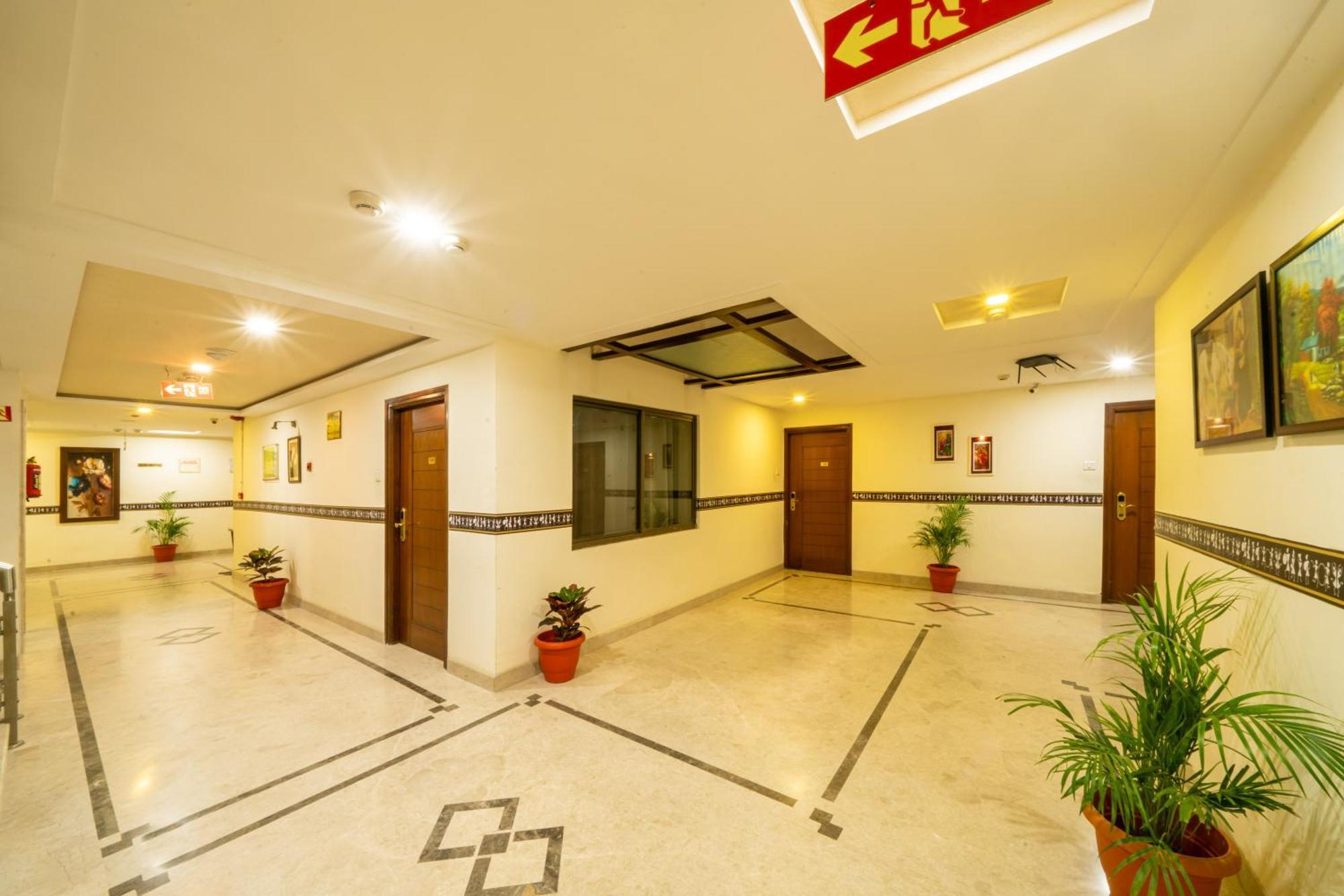 Midtown Suites Marathahalli Bangalore Bagian luar foto